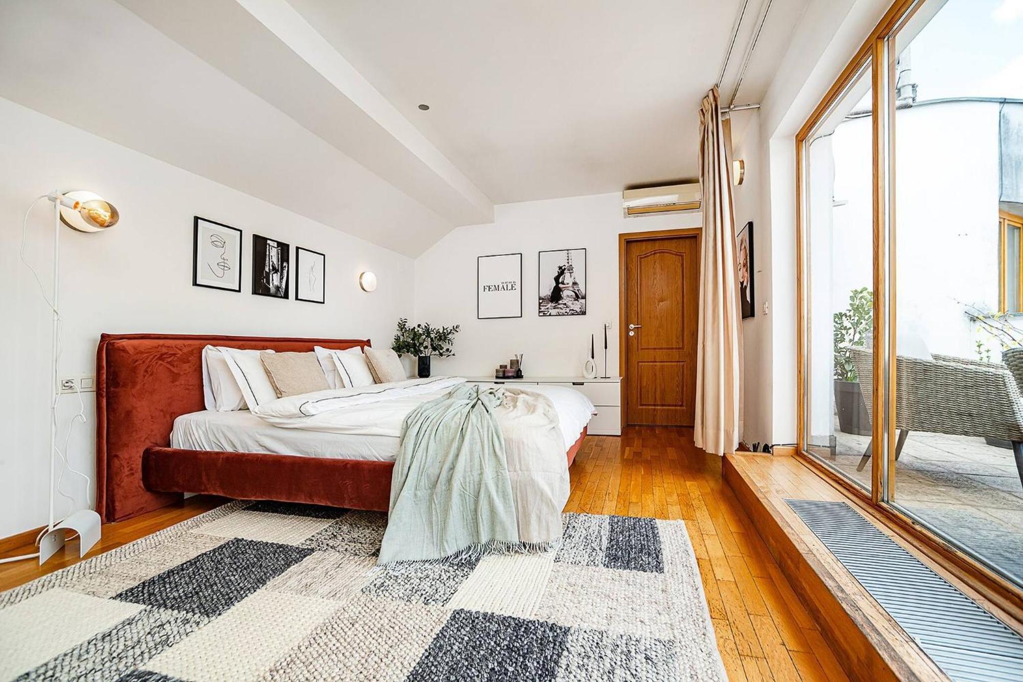 Lavish And Chic Duplex For Families And Couples * Prague